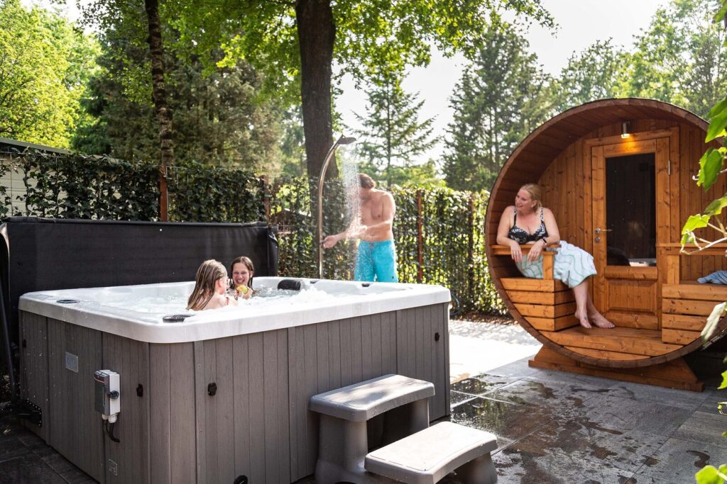 huis met jacuzzi en sauna
