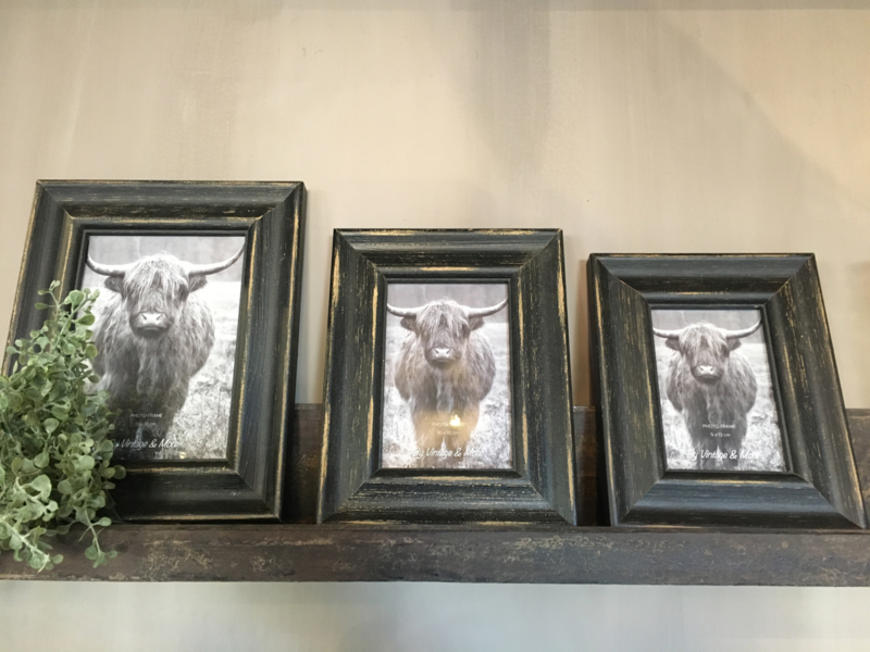 Zwarte fotolijstjes: stijlvol en tijdloos in elk interieur